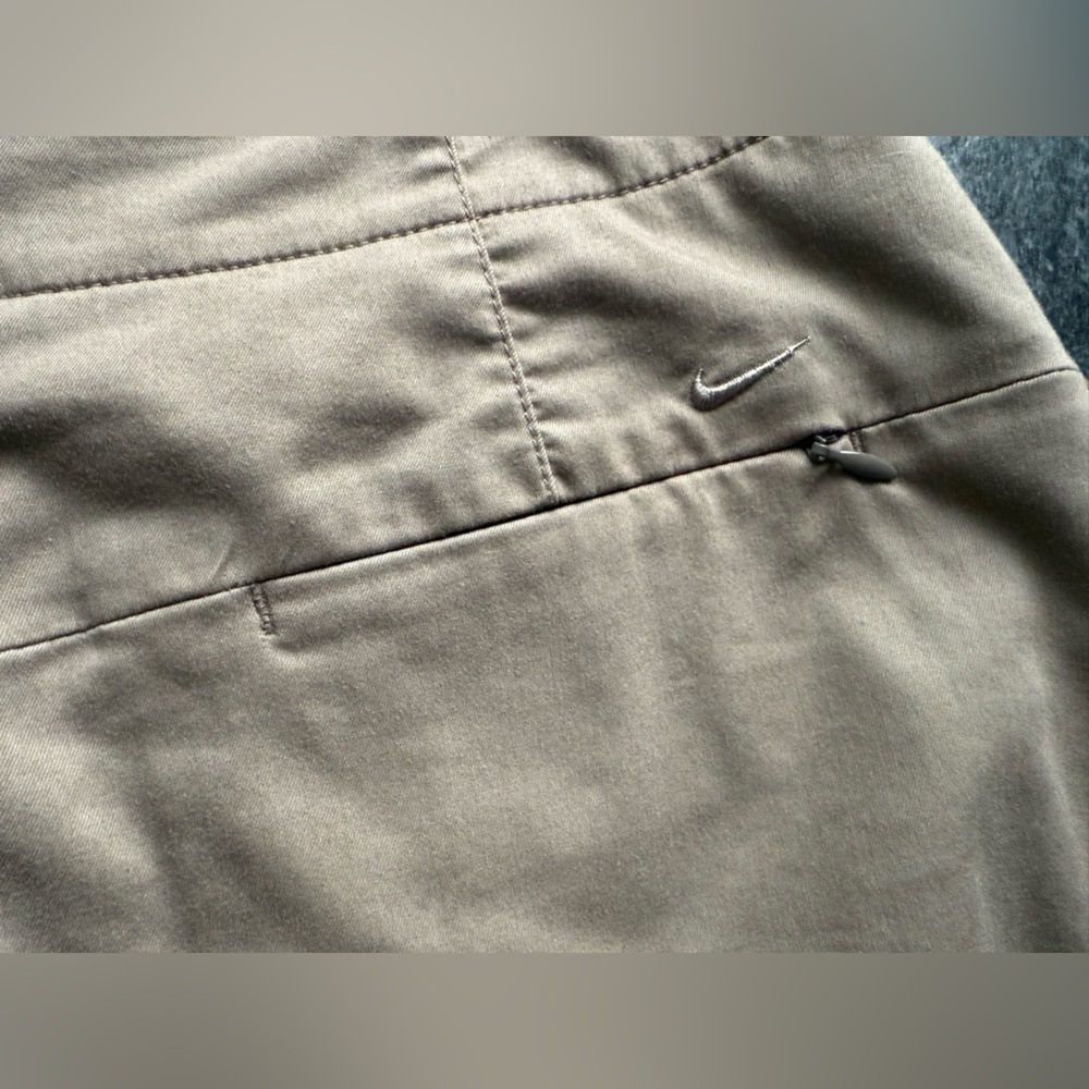 Women's Nike Golf Khaki Fit Dry Tournament Performance Skort Size 10, MSRP $95 - Picture 9 of 12